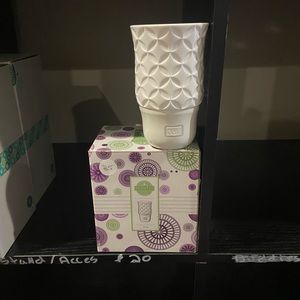 2 wall star pod diffuers